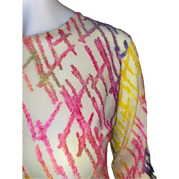 Creation Blouse 1X/2X Colorful Textured 3/4 Sleeve Cream Crew Neck Button Detail - Picture 6 of 16